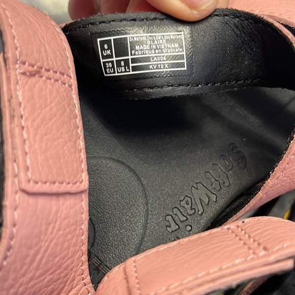 Dr. Martens Blaire Sandals in Peach size 8 NEW - Picture 11 of 12